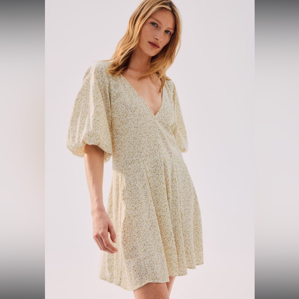 H&M Dress with Flared Skirt